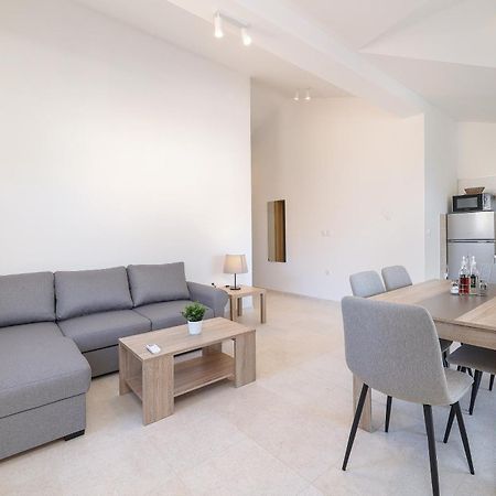 Sea View By Moro Apartment Malinska Exterior foto