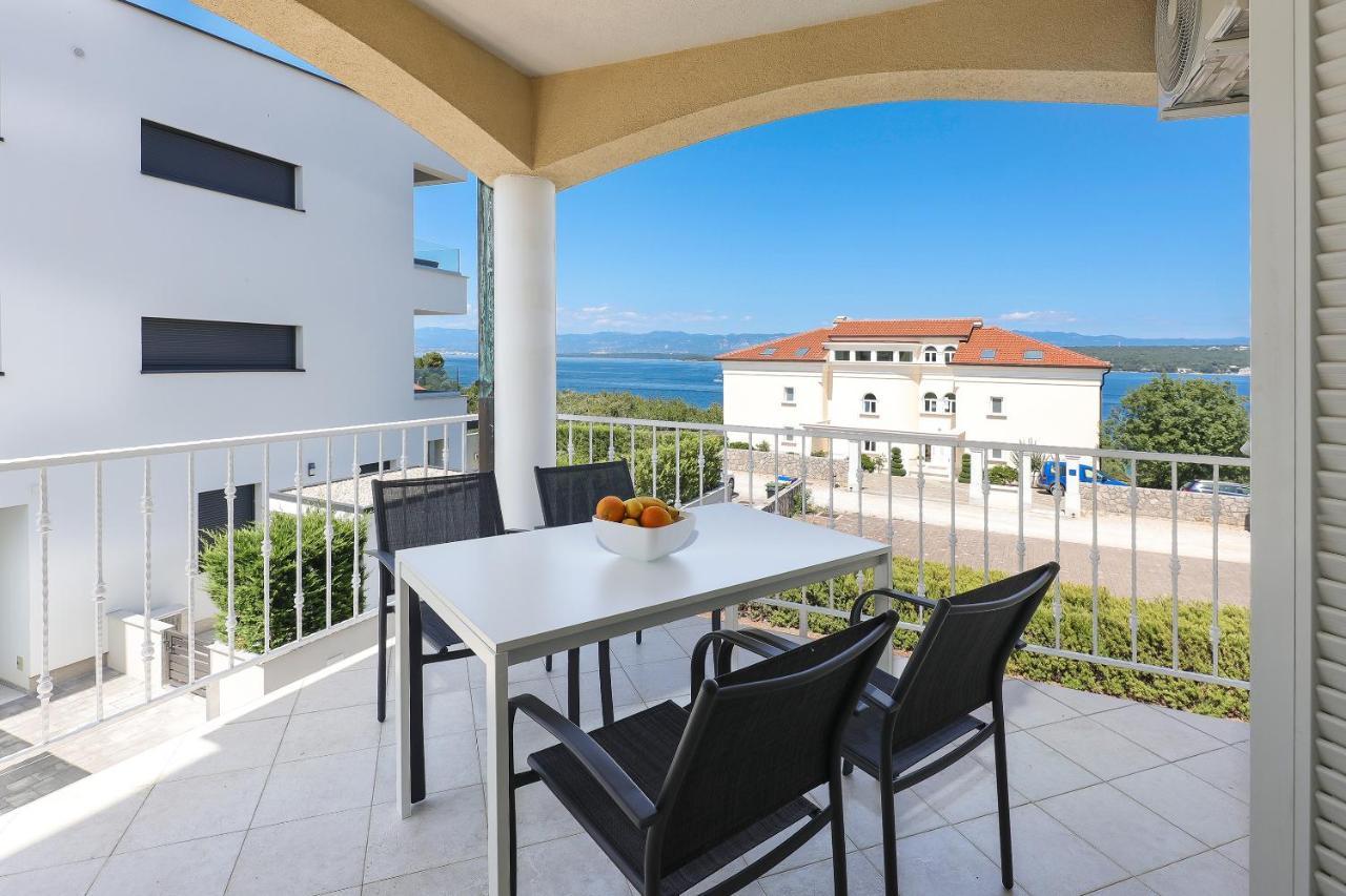 Sea View By Moro Apartment Malinska Exterior foto